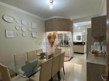 Casa · 207m² · 4 Quartos · 2 Vagas · Casa - Loteamento Villa Branca - Jacareí - 207m² - 4 Dormitórios.
