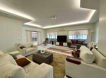 Casa de 3 quartos, Brasília · CASA À VENDA NO QUINTAS DO TREVO | 3 QUARTOS | PISCINA AQUECIDA | ACEITA PERMUTA | TORORÓ