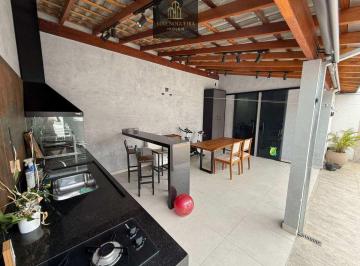 casa-de-condominio-a-venda-em-pindamonhangaba-more-4237022130694c3360af3d55558fbb21c4f4.jpeg · Casa de condomínio à venda, no Horizontes Condominio Clube em Pindamonhangaba, Moreira César, com 2 
