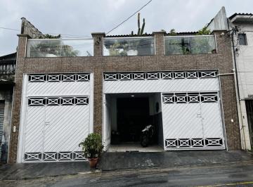 Casa de 3 quartos, Taboão da Serra · Sobrado com piscina no Taboão da serra