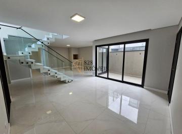 Casa de 3 quartos, Curitiba · Sobrado em condomínio fechado no Boulevard Boa Vista!