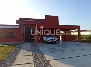 Casa · 1012m² · 3 Quartos · 3 Vagas · Casa térrea à venda no Haras Pindorama em Cabreúva - SP.
