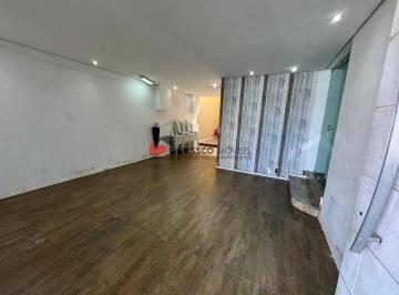 Casa · 300m² · 3 Quartos · Sobrado em Santa Paula