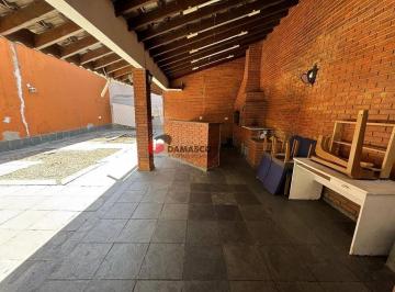 Casa · 300m² · 3 Quartos · Sobrado em Santa Paula