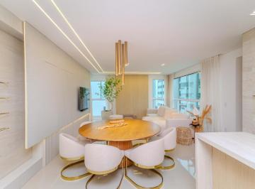Apartamento · 120m² · 3 Quartos · 2 Vagas · Apartamento à venda no Centro em Balneário Camboriú.