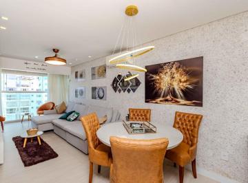 Apartamento · 88m² · 2 Quartos · 1 Vaga · Apartamento à venda no Centro em Balneário Camboriú.