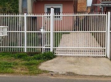 Casa · 50m² · 2 Quartos · 2 Vagas · Casa 2 quartos, 2 vagas, portão de correr com motor, pátio, próximo ao Carrefour