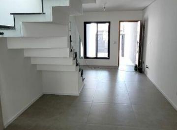 Casa · 75m² · 3 Quartos · 2 Vagas · Belíssimo Sobrado com 3 Dormitórios e 2 vagas no Jardim Prudência