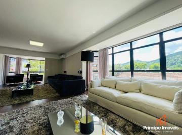Apartamento · 190m² · 3 Quartos · 2 Vagas · Apartamento com 3 quartos no Centro em Joinville