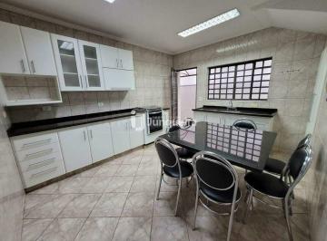 Casa · 220m² · 3 Quartos · 4 Vagas · Casa à venda, 3 quartos, 1 suíte, 4 vagas, Água Branca - Piracicaba/SP