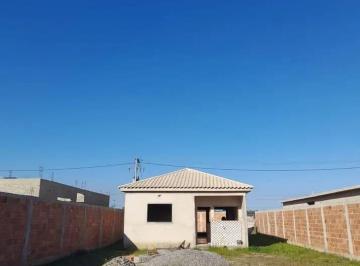 Casa · 457m² · 2 Quartos · 1 Vaga · Imperdível em Jardim Atlântico Central – Amplo Terreno! por R$ 275.000