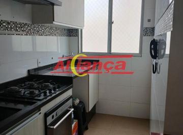 Apartamento · 43m² · 2 Quartos · 1 Vaga · Apartamento 43,27m², com 2 quartos,1 sala,área de serviço à locação no Centro