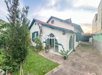 Casa · 300m² · 3 Quartos · 2 Vagas · Casa Residencial com 3 Quartos, sendo 1 suíte e 3 Banheiros, no Bairro Santa Ter