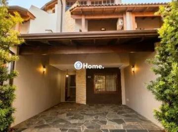 Casa · 141m² · 3 Quartos · 3 Vagas · Excelente Residência com 3 dormitórios sendo 2 deles suítes de casal.