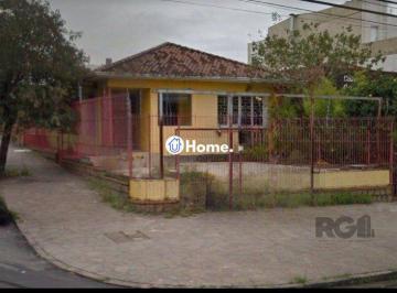 Terreno · 350m² · Terreno de esquina com área de 363m² localizado no bairro Vila Ipiranga em porto