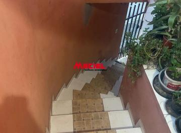 Casa · 54m² · 2 Quartos · KITNET COM OU SEM  MOBILIA EM ÓTIMA LOCALIZAÇÃO