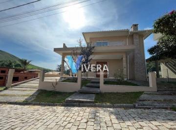 Casa · 250m² · 4 Quartos · 2 Vagas · Casa com 4 dormitórios à venda, 250 m² por R$ 999.000,00 - Albuquerque - Teresópolis/RJ