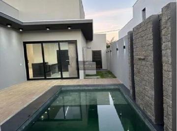 Casa · 148m² · 3 Quartos · 2 Vagas · Casa em condomínio Térrea de Luxo - Primor das Torres - 3 Suítes e Piscina com Cascata