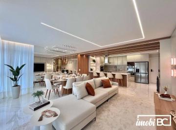 5fd9952fdfdb203902dfa54fe2649a6c748c189a · Apartamento com 4 dormitórios à venda, 141 m² por R$ 3.480.000,00 - Centro - Balneário Camboriú/SC
