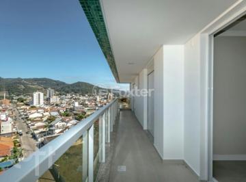 bb595205 · Apartamento, 3 dormitórios, 1375.6 m², em Centro