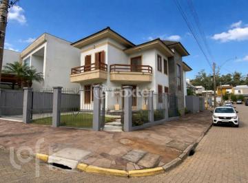 a03fedbc · Casa, 3 dormitórios, 242.26 m², em Hípica