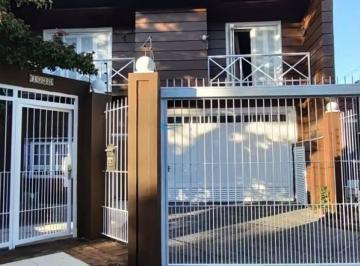 casa-a-venda-em-porto-alegre-chacara-das-pedras-com-4-quartos-8107418273566485267d907a71f7d90e9256.jpeg · Casa à venda em Porto Alegre, Chácara das Pedras, com 4 quartos, 281m²