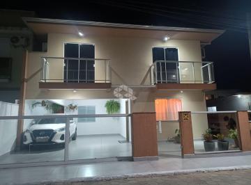 Casa · 160m² · 3 Quartos · 2 Vagas · CASA SOBRADO MOBILIADA EM CONDOMÍNIO FECHADO À VENDA EM FLORIANÓPOLIS