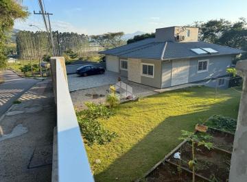 Casa · 295m² · 3 Quartos · 2 Vagas · Casa Próxima a Praia  com 295 m² 3 Dormitórios a Venda R$990.000,00