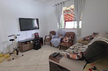 2a1bf354a175e9ba2a83ac4c761e835541f3d807 · CASA NA RUA 5 VICENTE PIRES COM 3 QUARTOS E ÁREA GOURMET