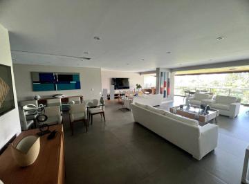 Apartamento · 244m² · 3 Quartos · 2 Vagas · Apartamento de Alto Padrão à Venda no Park Palace – Vista Mar e Sofisticação
