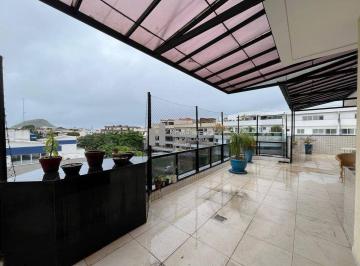 Apartamento · 238m² · 3 Quartos · 2 Vagas · Alugo cobertura linear, 3 suítes sendo 2 com closet e 2 vagas!