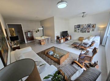 Apartamento · 162m² · 3 Quartos · 1 Vaga · Apartamento a venda Rua Coelho Neto - Laranjeiras. Amplo 3 quartos com 162 m². Planta circular, suít