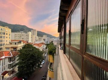 Apartamento · 140m² · 4 Quartos · 1 Vaga · Cobertura à venda com 4 quartos, 1 suite, 1 vaga, junto ao Shopping Tijuca, metrô Saens Pena, Tijuca