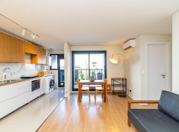 Apartamento de 2 quartos, Curitiba · Apartamento à venda, 2 quartos, 2 wc, 1 suíte, 2 vagas, varanda com churrasqueira, no São Francisco