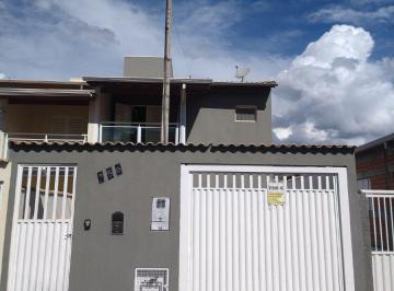 Casa de 4 quartos, Extrema · Casa para aluguel, ate 20 pessoas de preferencia empresas ou clinicas com área de 165 m²