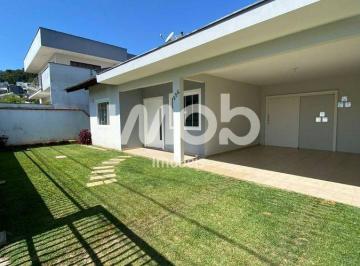 Casa · 318m² · 3 Quartos · 2 Vagas · CASA SUÍTE + 2 QUARTOS - AMIZADE