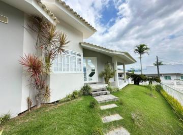 Casa · 459m² · 3 Quartos · 2 Vagas · CASA COM SUÍTE + 2 QUARTOS, VILA NOVA