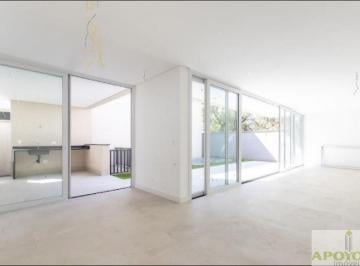 Casa · 531m² · 4 Quartos · 4 Vagas · Casa de Condomínio com 4 Suítes, 4 Vagas, Piscina, 531M² Construção