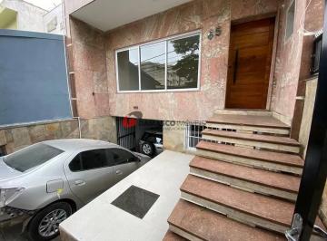 Casa · 400m² · 3 Quartos · 6 Vagas · Sobrado em Vila Scarpelli