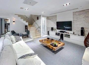 Casa · 142m² · 2 Quartos · 3 Vagas · Sobrado em Jardim Analia Franco