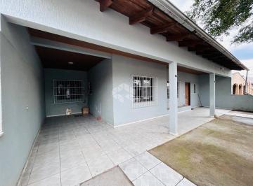 Casa · 138m² · 3 Quartos · 2 Vagas · Casa 3 dormitórios, 1 com suíte, pátio nos fundos com churrasqueira - Harmonia - Canoas