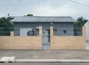 Casa · 152m² · 4 Quartos · 4 Vagas · Casa com 151 m2, 4 quartos, garagem para 4 carros com churrasqueira - Bairro Mathias Velho - Canoas