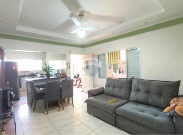 Casa · 161m² · 4 Quartos · 1 Vaga · Casa dos Sonhos em Peruíbe - 4 Quartos, Churrasqueira!