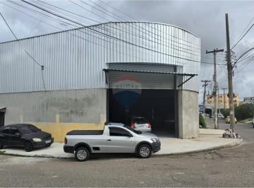 Comercial · 241m² · 3 Vagas · Galpão Com Planejamento Termico de telha Sanduiche 241 m²
