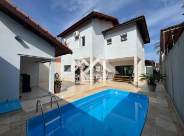 Casa · 163m² · 3 Quartos · 3 Vagas · Sobrado em Peruíbe