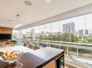 Apartamento · 134m² · 3 Quartos · 2 Vagas · Apartamento à venda no Brooklin, 134m², 3 suítes, varanda, 2 vagas, lazer completo.