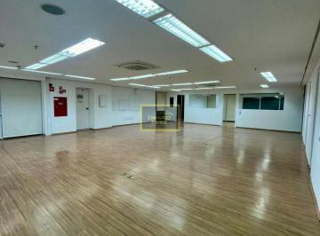 Comercial · 210m² · 5 Vagas · Conjunto Comercial, com 210 metros de áre útil, para locção, em Alphaville