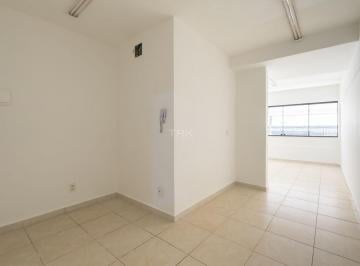 Comercial · 26m² · Alguns negócios precisam de sorte. Outros precisam de endereço.