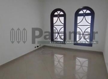 Casa · 140m² · 3 Quartos · 2 Vagas · Casa à Venda em Condomínio no Jardim Alvorada com 140m²