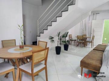 9c04f6d87a62cf7a2c7b838eb69c0011fda48335 · Casa com 3 quartos - varanda e 2 vagas - Jardim Novo Osasco